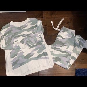 Aerie Camo Sweatsuit